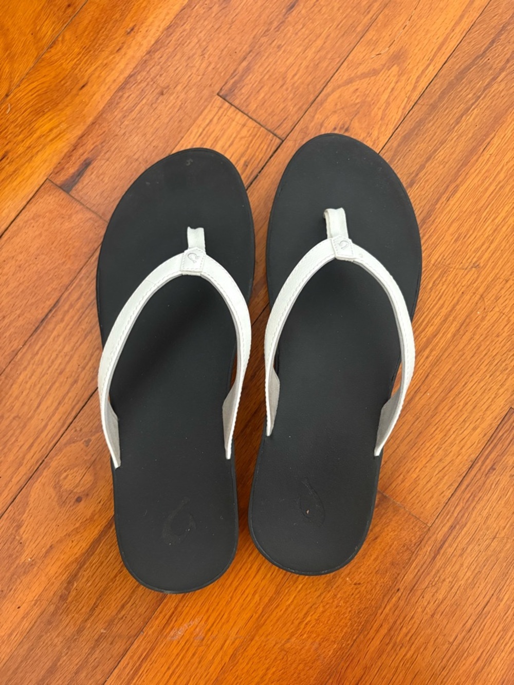 Women’s OluKai ‘Uiki Flip Flops
